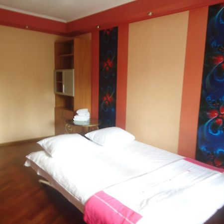 Studio On Vandy Vasylevskoi 8 Kiev Extérieur photo